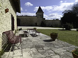CHATEAU DE LISENNES