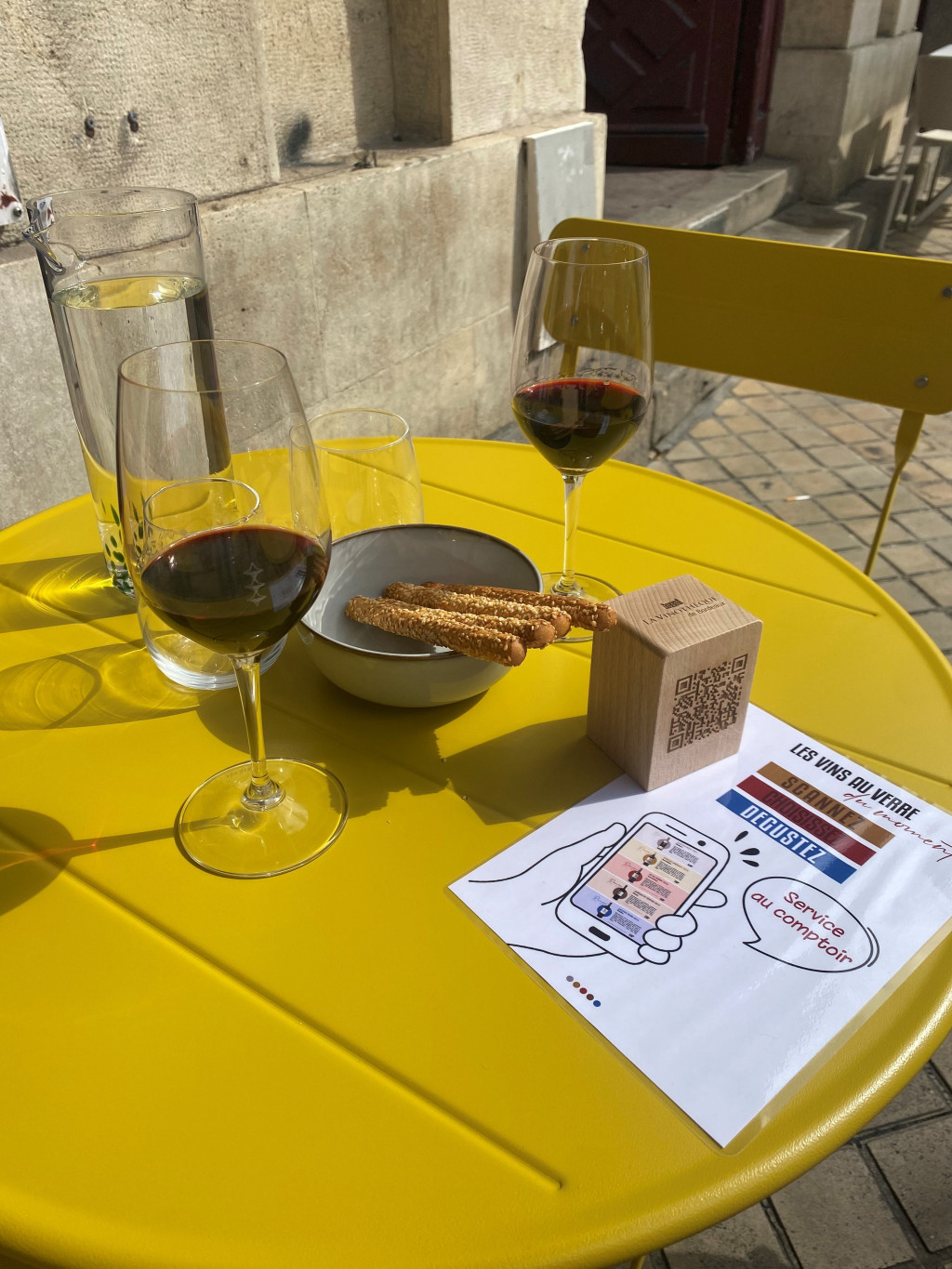 Une terrasse à la Vinothèque de Bordeaux !